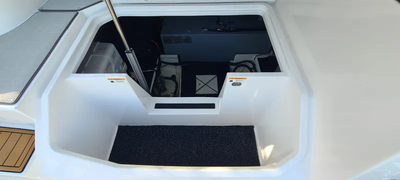  Yacht Photos Pics 2022 REGAL 38 XO - Image 53