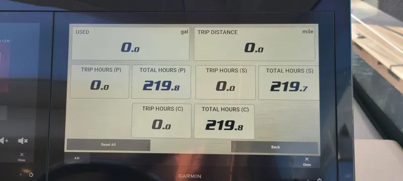  Yacht Photos Pics 2022 REGAL 38 XO - Image 59