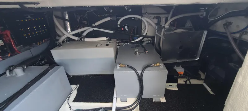  Yacht Photos Pics 2022 REGAL 38 XO - Image 56