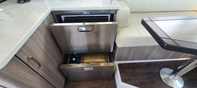  Yacht Photos Pics 2022 REGAL 38 XO - Image 24