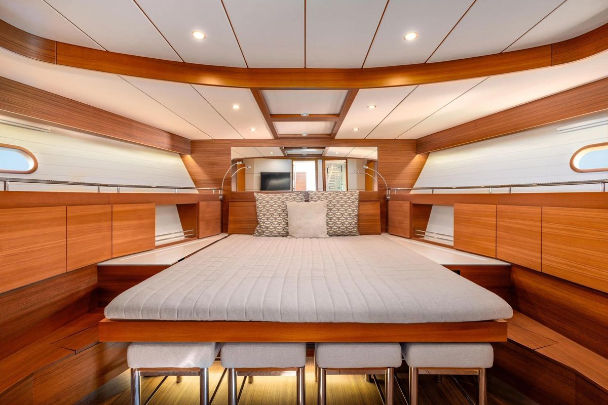 2017 Delta Powerboats 60 