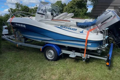 2004 Quicksilver 555COMMANDER
