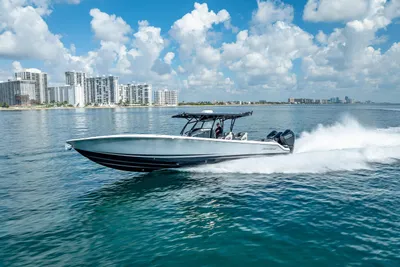 Nor-Tech 390 Sport Center Console