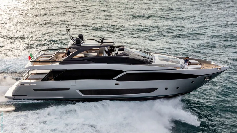  Yacht Photos Pics Manufacturer Provided Image