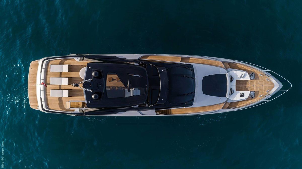 2018 Riva 93 