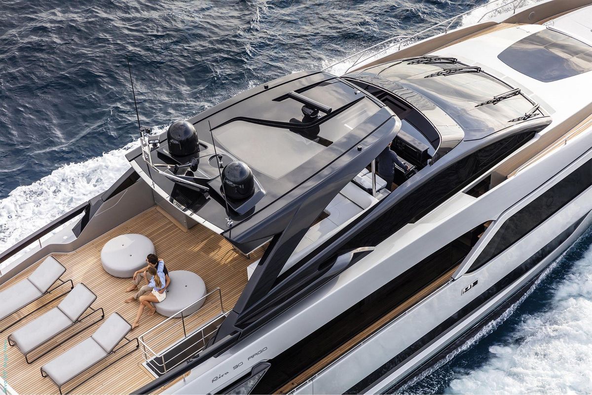 2018 Riva 93 