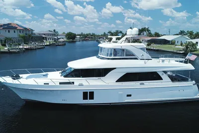 2015 Ocean Alexander 72 Pilothouse