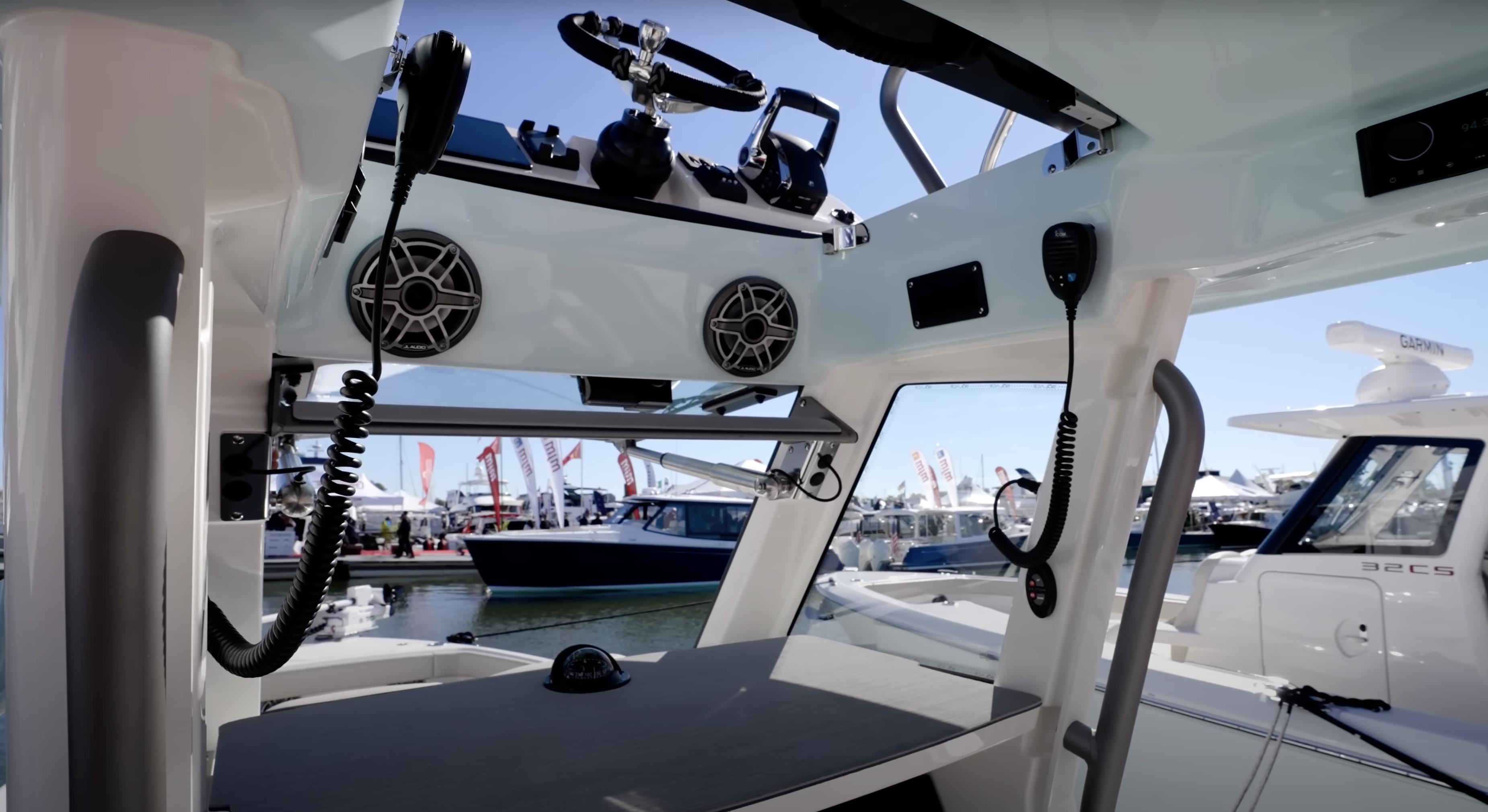 2023 Solace 30 HCS Center Console for sale - YachtWorld