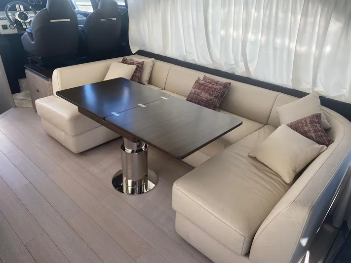 P1 (2021 Azimut S6 @vallarta) Yacht Photos Pics 