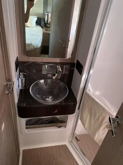 P1 (2021 Azimut S6 @vallarta) Yacht Photos Pics 