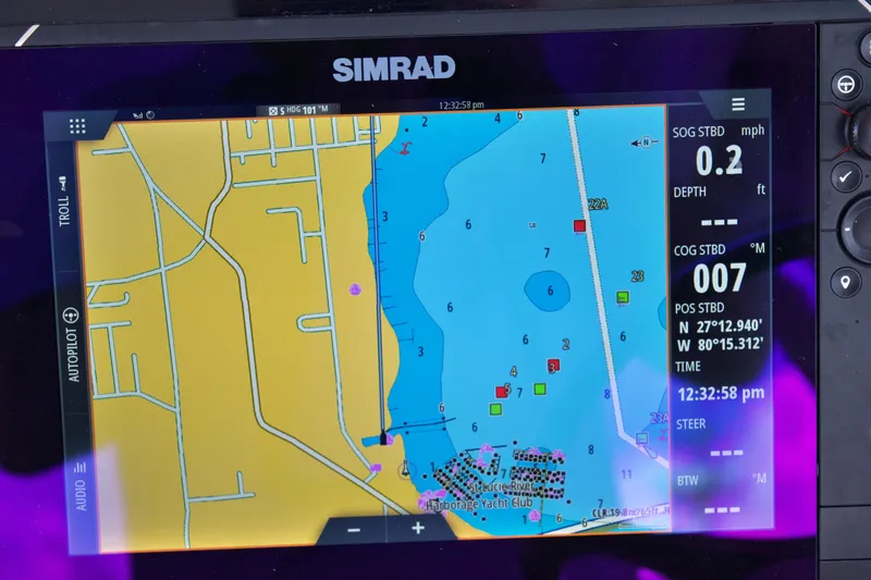  Yacht Photos Pics 2013 GRADY-WHITE 335 FREEDOM - Image 21