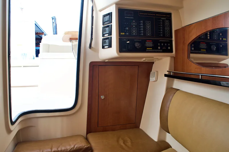  Yacht Photos Pics 2013 GRADY-WHITE 335 FREEDOM - Image 76