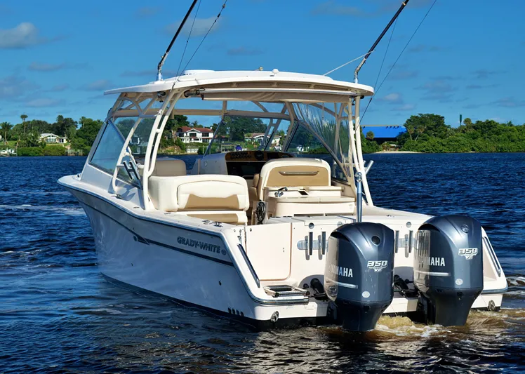  Yacht Photos Pics 2013 GRADY-WHITE 335 FREEDOM - Image 6