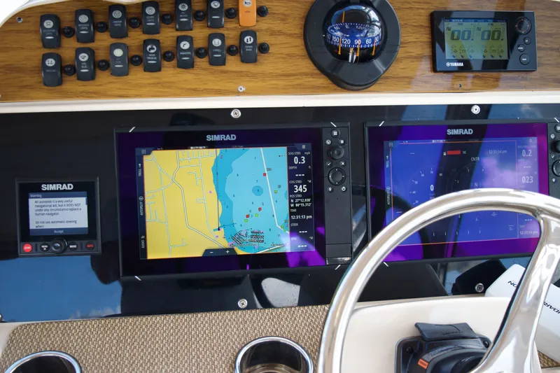  Yacht Photos Pics 2013 GRADY-WHITE 335 FREEDOM - Image 17