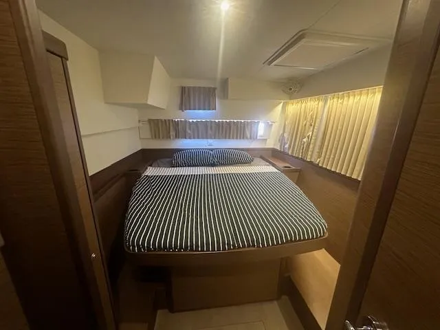 Le Tigre Yacht Photos Pics 