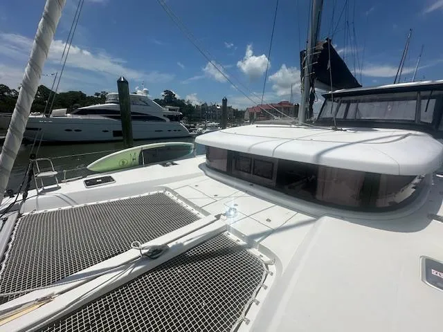 Le Tigre Yacht Photos Pics 