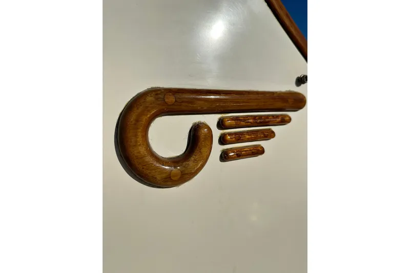 Lida Yacht Photos Pics Wooden detail on 2000 Hinckley Picnic Boat 36, showcasing craftsmanship and design.