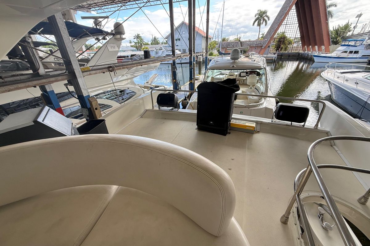 2006 Azimut 51 