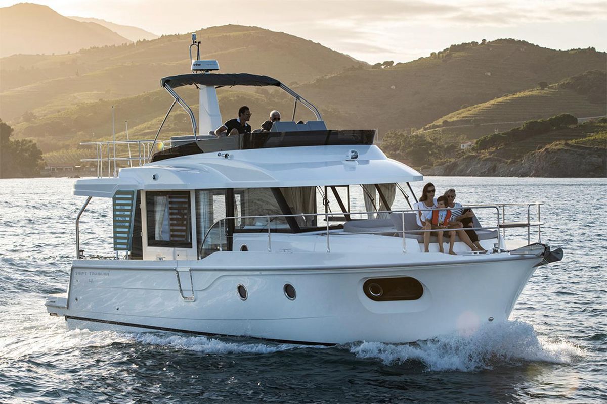 2025 Beneteau 44 