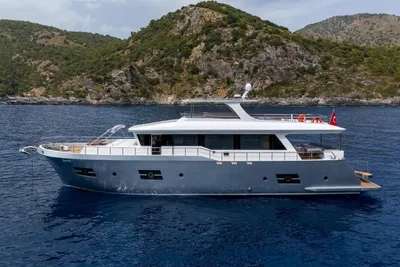 Custom 27m Trawler