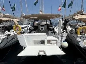 2019 Dufour 430