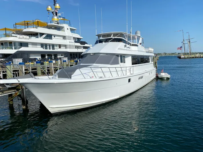 Quiet Waters Yacht Photos Pics 