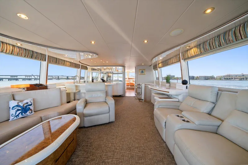 Octopi Yacht Photos Pics 