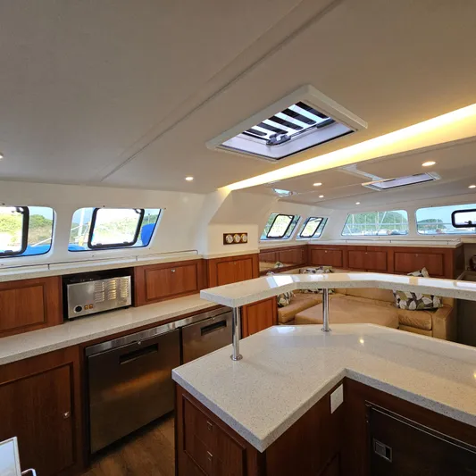 Calacoto Yacht Photos Pics 