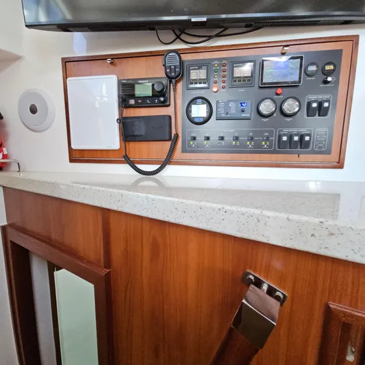 Calacoto Yacht Photos Pics 