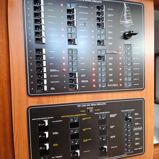 Calacoto Yacht Photos Pics 