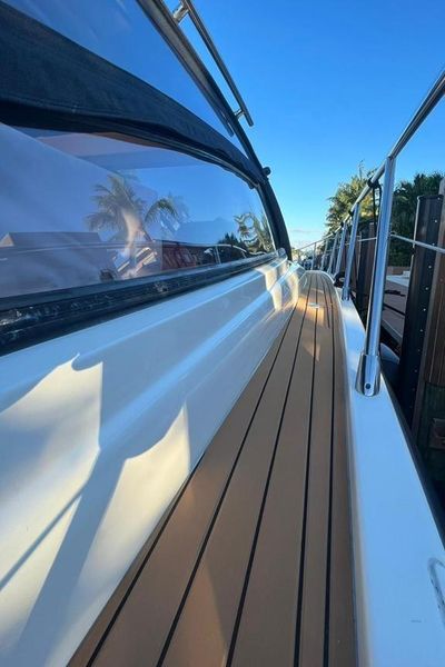 2013 Azimut Atlantis 48