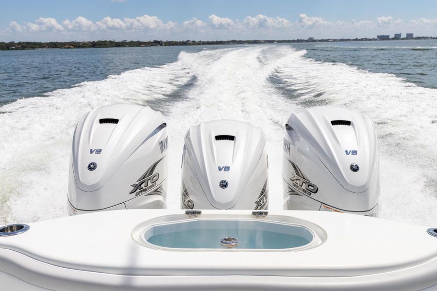 2015 Yellowfin 42 Offshore