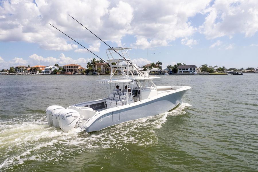 2015 Yellowfin 42 Offshore