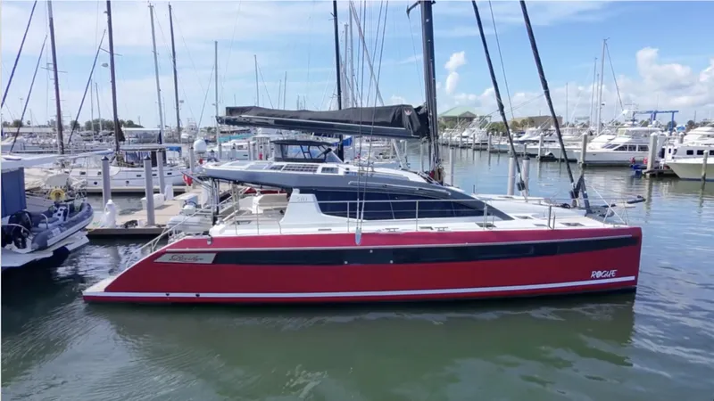 Rogue Yacht Photos Pics 