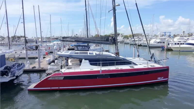 Rogue Yacht Photos Pics 