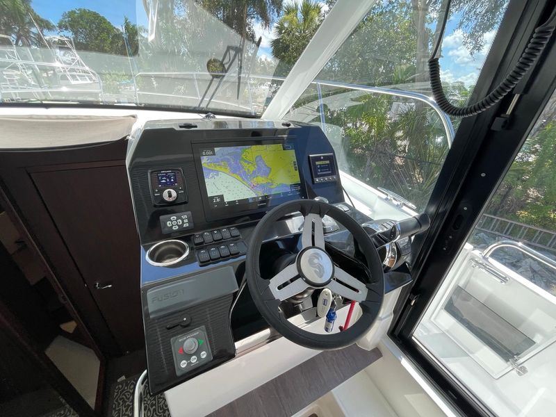 2022 Beneteau America Antares 11