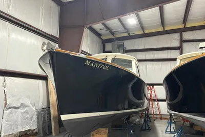 2004 Hinckley 36 Picnic Boat EP