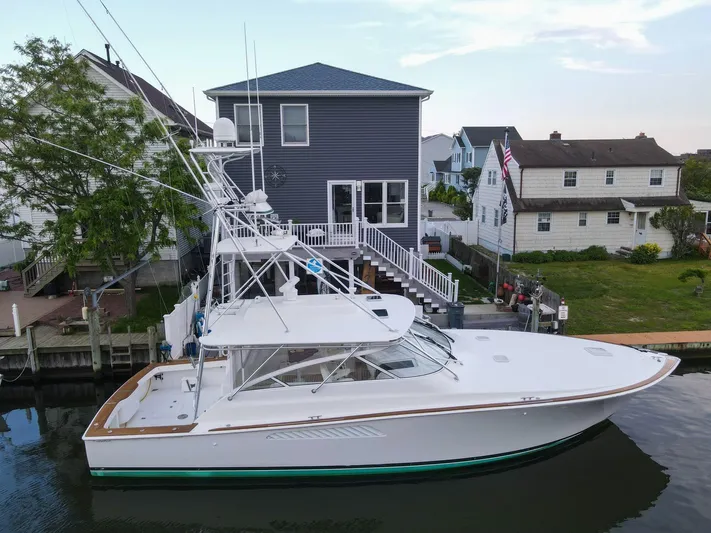 Miss Kriss Yacht Photos Pics 