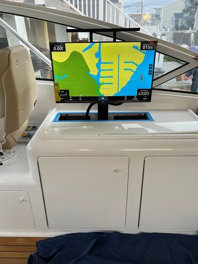 Miss Kriss Yacht Photos Pics 