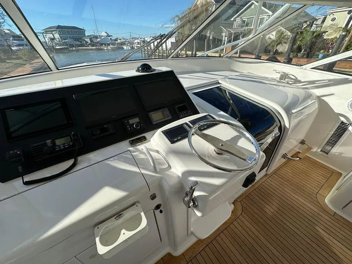 Miss Kriss Yacht Photos Pics 