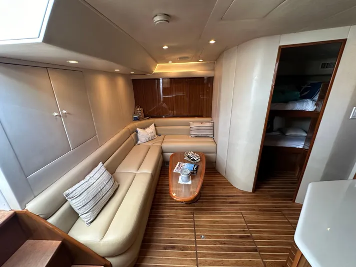 Miss Kriss Yacht Photos Pics 