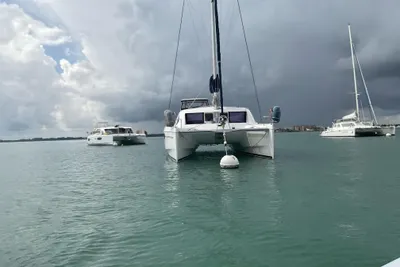 Leopard 39 Owner's Version