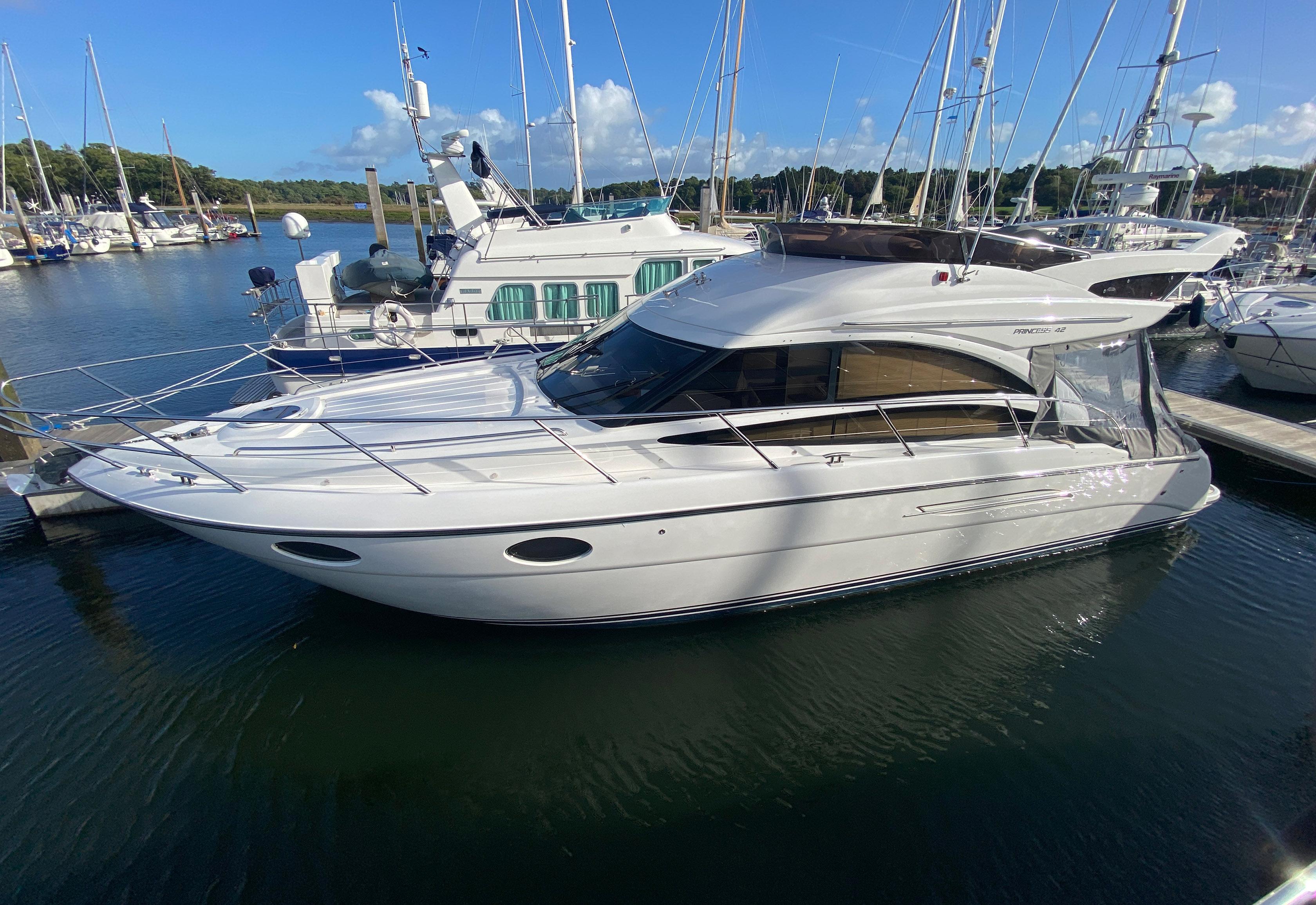 Princess 42 Flybridge 13m 2013 Hampshire Boats And Outboards