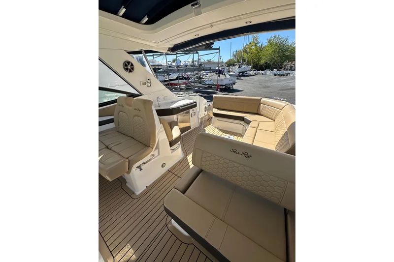  Yacht Photos Pics Interior of 2020 Sea Ray Sundancer 320 yacht with luxurious seating and elegant design.
