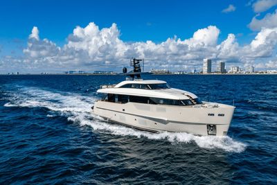 Yacht