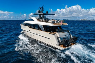 Yacht