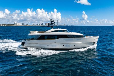 Yacht