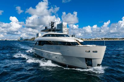 Yacht