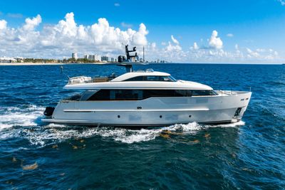 Yacht