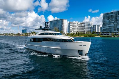 Yacht